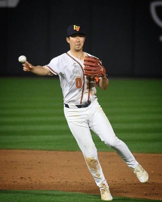 오클랜드 트리플A 팀에서 수비하는 박효준. /사진=라스베이거스 에비에이터스 공식 SNS 캡처