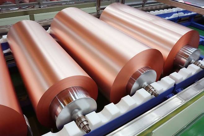 롯데에너지머티리얼즈 하이엔드 동박. ⓒ롯데에너지머티리얼즈