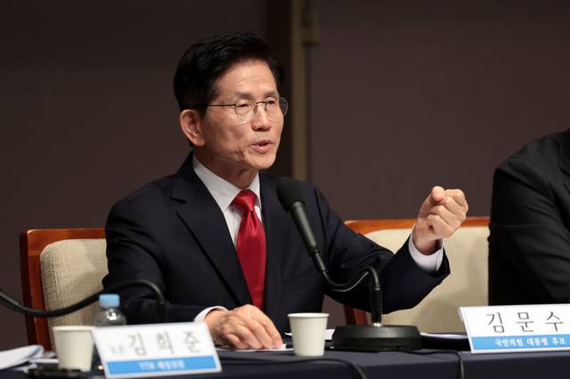 김문수 국민의힘 대선 후보가 8일 서울 중구 한국프레스센터에서 열린 관훈클럽 토론회에서 발언하고 있다. 연합뉴스