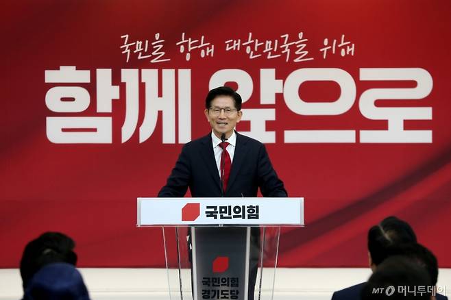 김문수 국민의힘 대선후보가 9일 오후 경기도 수원시 장안구 국민의힘 경기도당 강당에서 열린 경기도당 선거대책위 발대식에서 발언을 하고 있다./사진=뉴시스