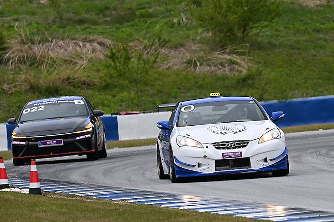 많은 인기를 누렸던 '트랙 택시 타임'. 사진 김학수 기자