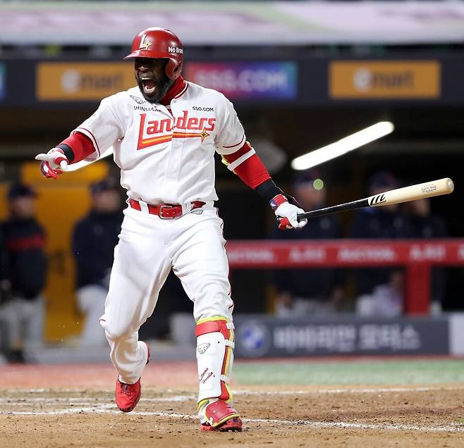 ▲ 최근 본격적인 타격 훈련을 시작하며 6월 초 정상 복귀에 큰 문제가 없을 것으로 예상되는 기예르모 에레디아 ⓒSSG랜더스