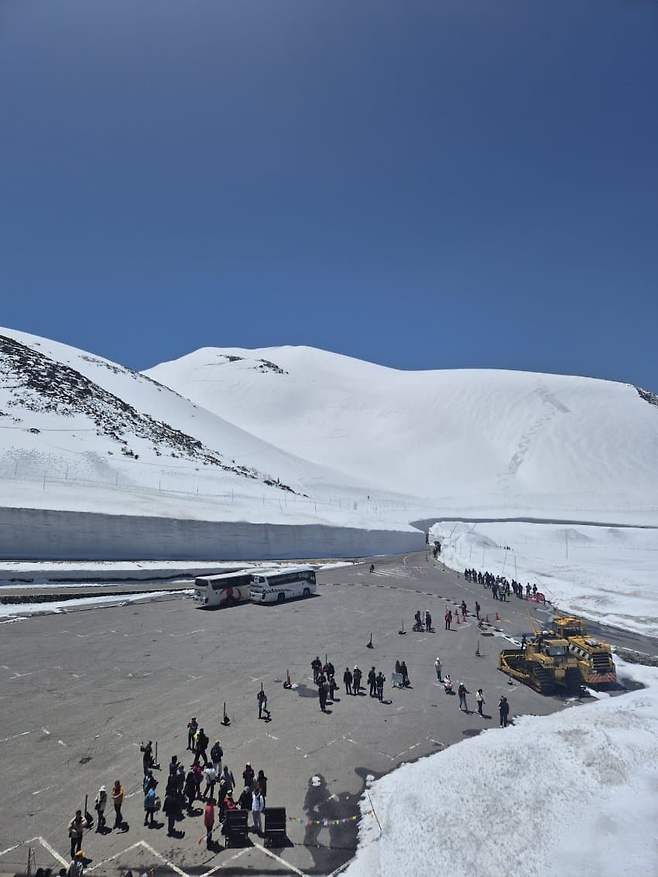 3fb8c32fffd711ab6fb8d38a4e83746fc0da9a800c7bccd7ffc853c4f8a776e54445c32eabafcd7339be30bd4a