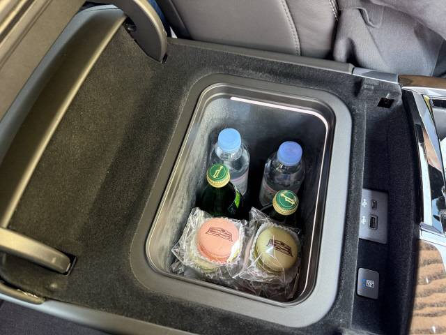 센터 콘솔에 냉장 기능이 적용됐다.