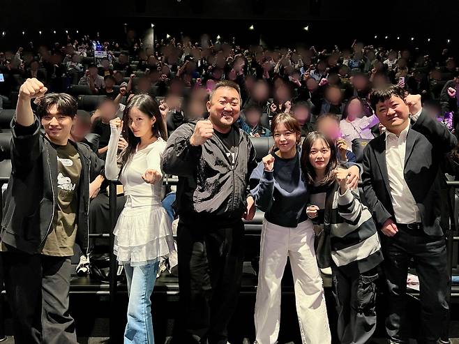 '거룩한 밤: 데몬 헌터스' 개봉 2주차 무대인사