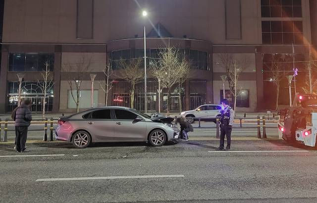 ▲대전경찰청이 올해 들어 자전거 교통사망사고가 증가하고 있으며 특히 사망사고 피해자 전원이 안전모를 착용하지 않은 상태였다고 밝혔다. 지난 4월3일 발생한 자전거 교통사망사고 ⓒ대전경찰청