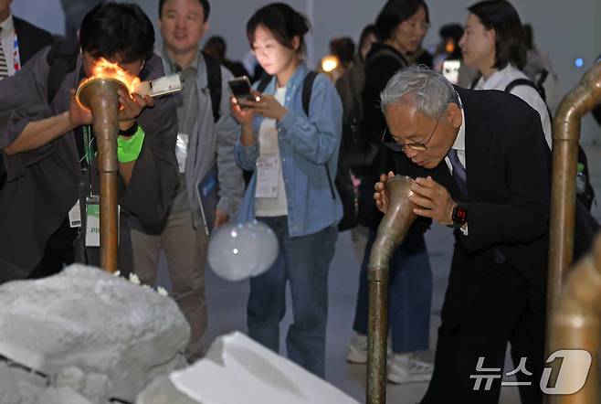 문화체육관광부가 '2025 오사카·간사이 세계 엑스포'에서 13일 '한국의 날'을 맞아 조선통신사를 재현하고 전통과 현대를 아우르는 다양한 문화행사를 펼쳤다.