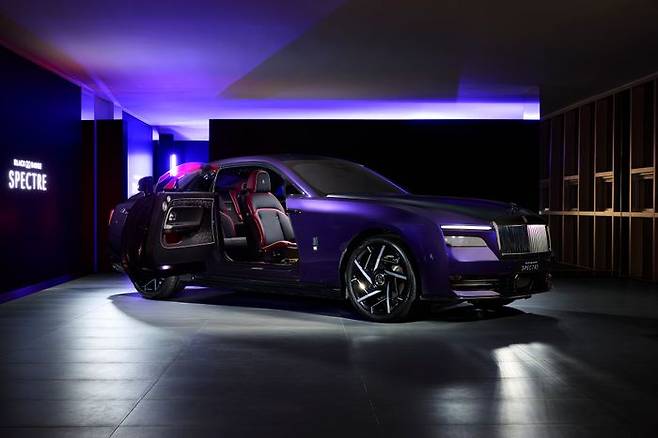 롤스로이스 블랙배지 스펙터 ⓒ롤스로이스모터카
