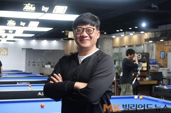 롯데그룹 임원 출신인 이선대 대표는 지난해 6월 당구장을 인수한 이후 짧은 기간에 남다른 마케팅으로 운영방식을 개선, 1년도 안 돼 매출을 두배 가량 끌어올렸다.