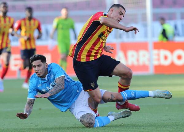 ▲ 우루과이 출신의 나폴리 수비수 마티아스 올리베라. ⓒ연합뉴스/EPA/REUTERS