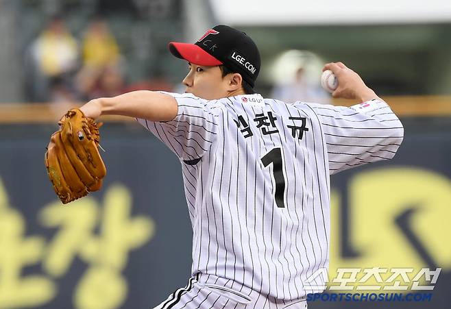 15일 잠실구장에서 열린 LG 트윈스와 키움 히어로즈의 경기. LG 임찬규가 역투하고 있다. 잠실=박재만 기자 pjm@sportschosun.com/2025.05.15/