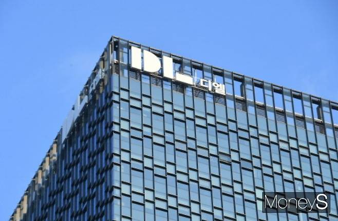 사진은 DL이앤씨 돈의문 디타워 본사 모습. /사진=장동규 기자
