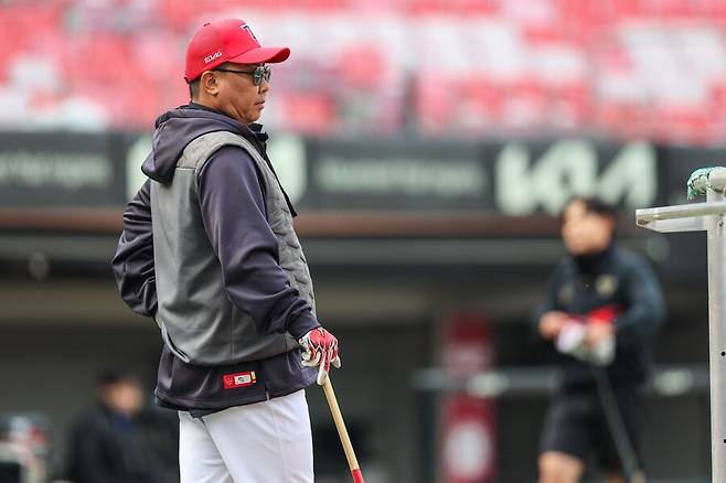 ▲ 이범호 감독은 김도현이 지금보다 더 잘할 수 있는 투수이며, 더 욕심을 내야 한다고 강조한다 ⓒKIA타이거즈