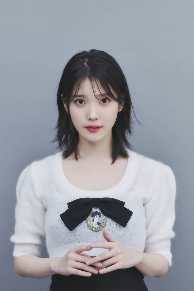 아이유. 이담(EDAM) 엔터테인먼트 제공