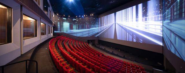 한국 영화의 제작 편수는 크게 감소했다. 이러한 상황이 칸국제영화제에서의 아쉬운 성적에 영향을 미쳤다는 분석이 나온다. CGV 제공