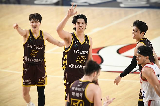 LG 핵심 선수들. 왼쪽부터 양준석 타마요 마레이 유기상. 사진제공=KBL