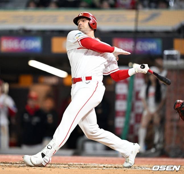 SSG 일시 대체 외국인 타자 라이언 맥브룸.