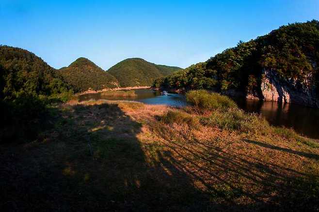 반구대 풍경.김양수 작