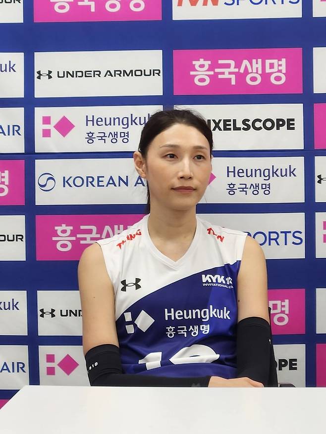 대회 종료 후 공식 기자회견에 참석한 김연경. 사진┃KYK 인비테이셔널