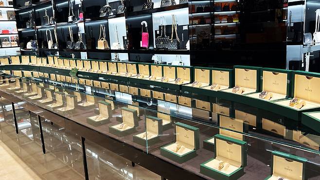 캉카스백화점, 롤렉스 프리미엄 특별기획전 개최 *재판매 및 DB 금지