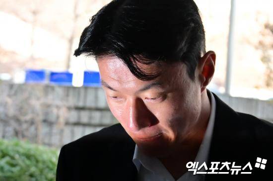 알라니아 스포르가 19일(한국시간) 튀르키예 알라니아에 있는 알라니아 오바 스타디움에서 열린 베식타시와의 2024-2025 쉬페르리그 36라운드 홈 경기에서 황의조의 골로 1-1 무승부를 거뒀다. 엑스포츠뉴스DB