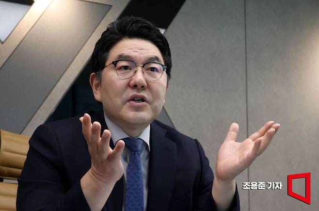 강경훈 법무법인 YK 대표변호사가 19일 서울 강남구 사무실에서 아시아경제와 인터뷰하고 있다. 조용준 기자