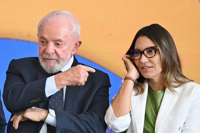 루이스 이나시우 룰라 다 시우바 브라질 대통령과의 영부인 로산젤라 다 시우바 여사. AFP·연합뉴스