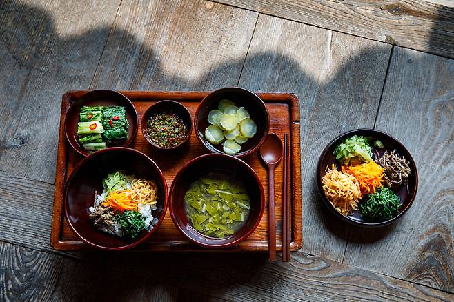 청암사의 한상 차림. 한국불교문화사업단 제공