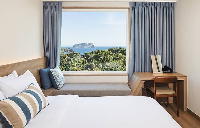 켄싱턴리조트 서귀포 ‘켄싱턴 프리미어 객실’ 모습 / 사진=이랜드파크