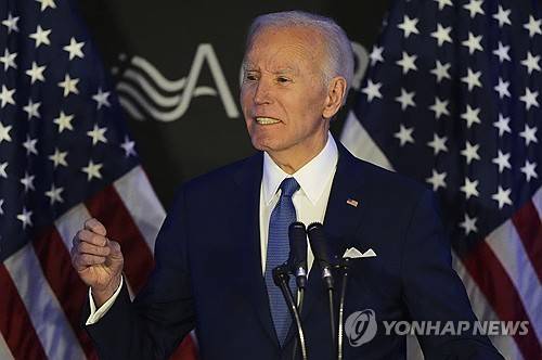 조 바이든 전 미국 대통령 (시카고 AP=연합뉴스 자료사진) 2025년 4월 15일 미국 시카고에서 열린 한 장애인 권리 옹호 행사에 참석한 조 바이든 전 미국 대통령. (AP Photo/Nam Y. Huh) 2025.5.19.