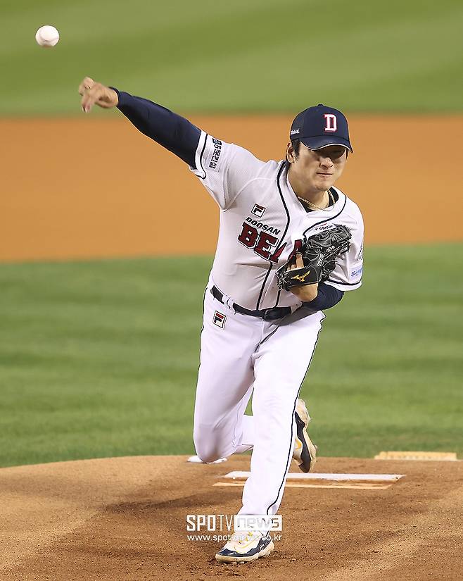 ▲ 곽빈이 정상적으로 돌아오면 두산 마운드 운영에 큰 힘이 될 것으로 기대를 모은다 ⓒ곽혜미 기자