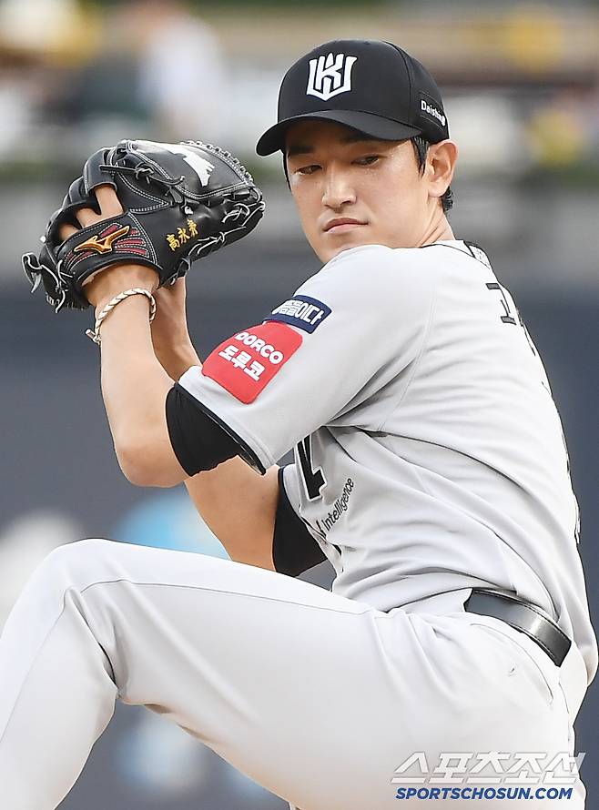 21일 수원 KT위즈파크에서 열린 KIA-KT전. KT 선발투수 고영표가 투구하고 있다. 수원=정재근 기자 cjg@sportschosun.com/2025.5.21/