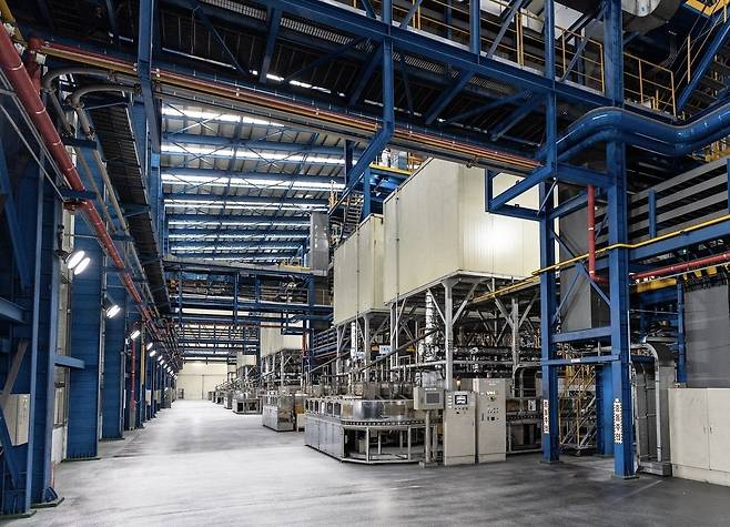 포스코퓨처엠 세종 음극재 공장 생산라인 전경./포스코퓨처엠