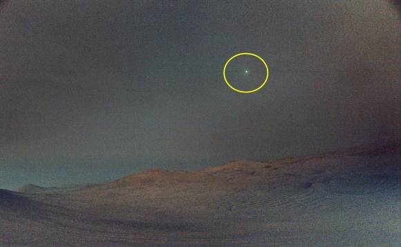 퍼서비어런스(Perseverance)가 촬영한 화성의 달 ‘데이모스’(Deimos). NASA/JPL-Caltech