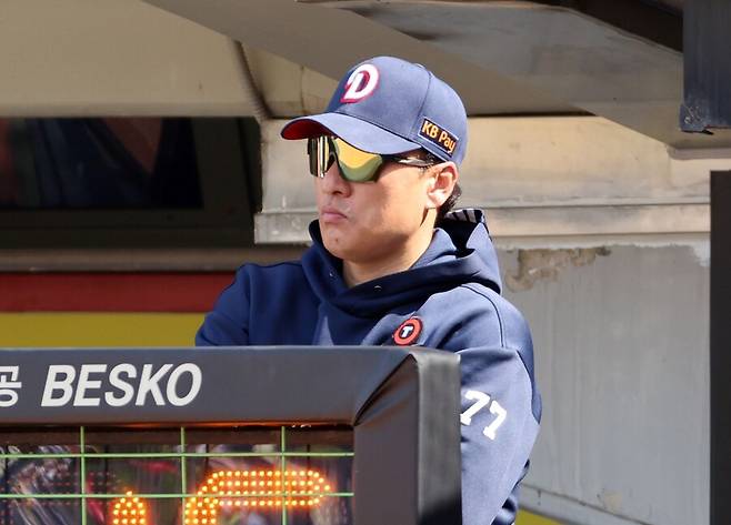 ▲ 좀처럼 살아나지 않는 팀 분위기에 고민이 많은 이승엽 두산 감독 ⓒ연합뉴스