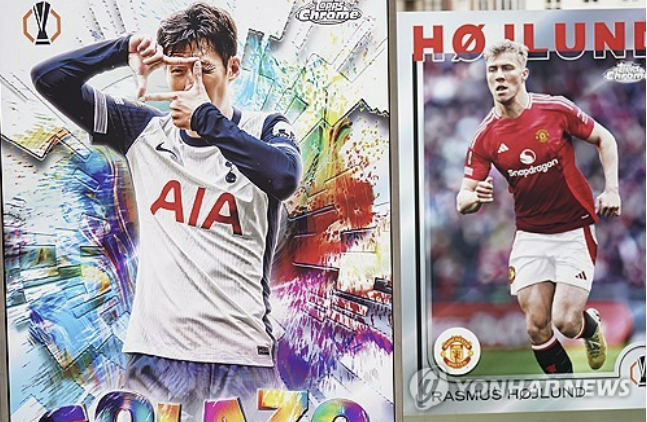 토트넘은 22일(한국시간) 오전 4시부터 스페인 빌바오의 에스타디오 산 마메스에서 맨체스터 유나이티드(잉글랜드)와 2024-2025시즌 유럽축구연맹(UEFA) 유로파리그 결승전을 치르고 있다. 부상에서 최근 복귀한 손흥민은 이날 경기에서 벤치 대기하는 중이다. 토트넘은 전반 42분 상대 수비수 루크 쇼의 자책골로 1-0 앞선 채 전반을 마쳤다. 이대로 끝나면 손흥민은 2015년 토트넘 입단 후 공식대회 첫 우승을 거머쥔다. 연합뉴스