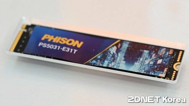 PS5081-E31T 컨트롤러를 적용한 SSD 시제품. (사진=지디넷코리아)