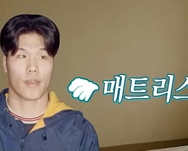 서장훈이 다른 사람이 앉을까봐 매트리스 빼고 커버를 장롱에 숨긴 사실이 알려졌다. / JTBC '아는형님' 캡처