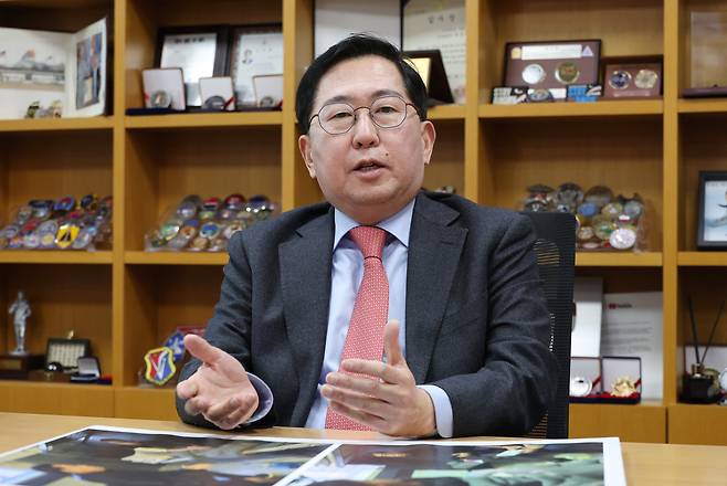 국민의힘 유용원 의원이 지난 3월 서울 여의도 국회에서 연합뉴스와 인터뷰하고 있다. /연합뉴스