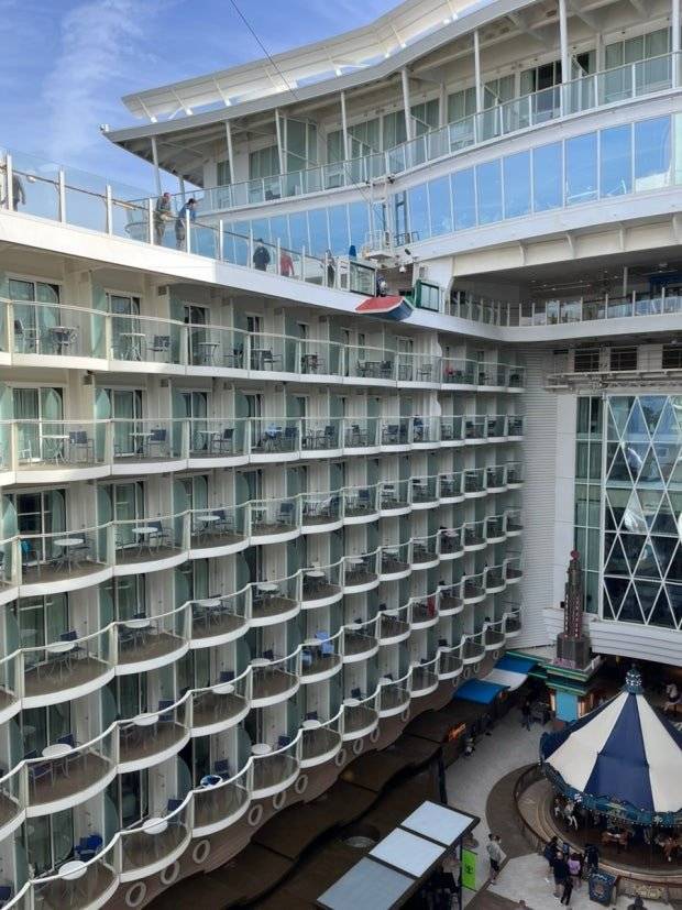 다운로드파일_20250525_135816.jpg 크루즈에서 예진아씨 만난게 자랑