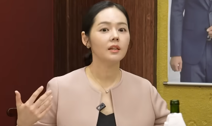 한가인이 남편 연정훈과의 연애 초반 일화를 솔직하게 털어놨다. 유튜브 채널 ‘자유부인 한가인’ 캡처