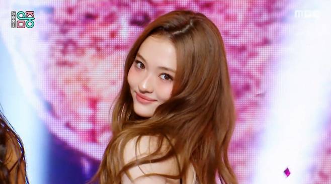 미야오, '쇼! 음악중심'서 감성 가득 'DROP TOP'