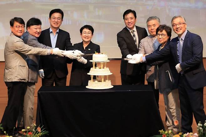 대전문화정책포럼은 지난 24일 창립 7주년을 맞아 기념식을 열고, 향후 10년을 향한 새로운 문화정책 비전과 실천방향을 담은 문화예술정책 전환을 위한 제언을 발표했다. (사진=대전문화정책포럼)