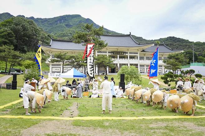 ‘모전들소리’ 문경새재 공개행사 모습. /문경시 제공
