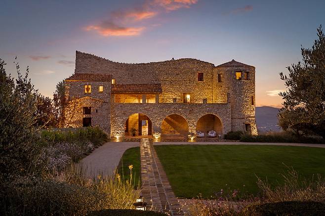 만다린 오리엔탈 호텔 그룹이 이탈리아 움브리아 지역에 오픈한 익셉셔널 홈즈, 카스텔로 디 프로코피오. / 사진=만다린 오리엔탈 호텔 그룹