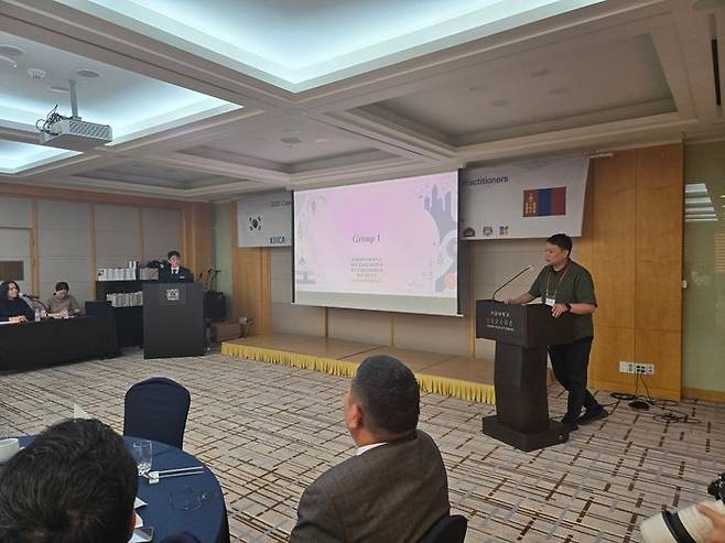 서울시가 지난 19일부터 25일까지 7일간 진행한 '2025년 제2기 몽골 도시개발 실무자 역량강화 연수'를 성공적으로 마무리했다고 27일 밝혔다.ⓒ서울시