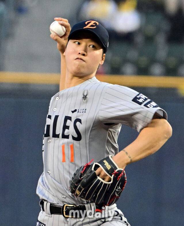 한화 엄상백./마이데일리