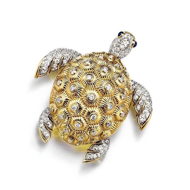 20개의 로즈 컷 다이아몬드를 세팅한 바다거북 다이아몬드 브로치.