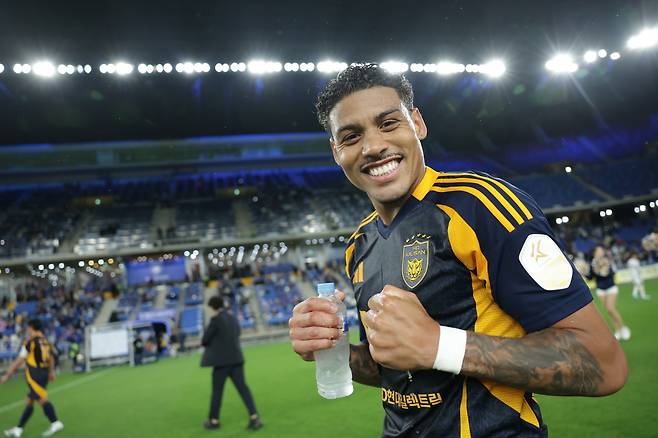 울산문수축구경기장/ K리그1/ 울산HDFC vs 김천상무프로축구단/ 울산 에릭/ 사진 김정수