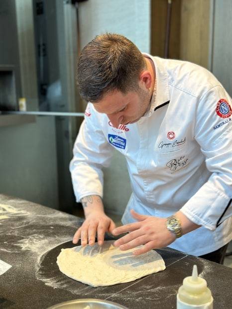 월드 베스트 피자 15위, 아시아 베스트 피자 2위에 오른 리스토 피자의 주세페 에리키엘로(Giuseppe Errichiello) 셰프 / 사진=권효정 여행+ 기자